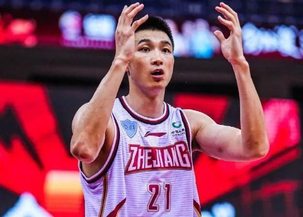 最终罗马主场2-0击败那不勒斯。